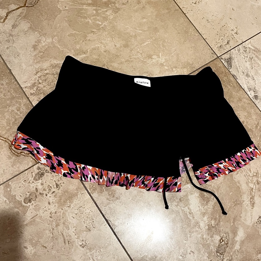 Profile swim skirt